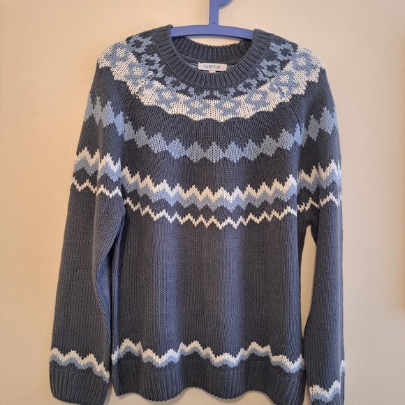 Women's MyStyle Patterned Sweater - Picture 1 of 5